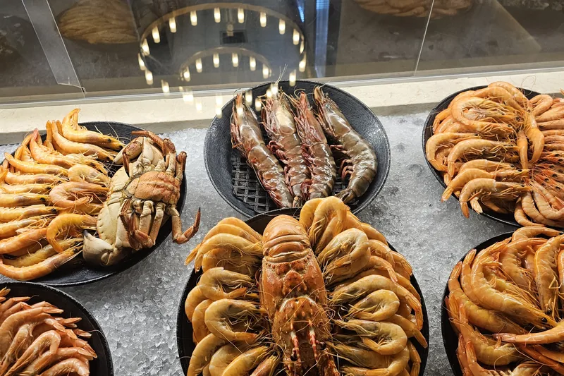 Mercado local; experiência gastronômica.